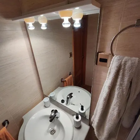 Апартаменты Sunny Flat With Balcony And Sea Views *