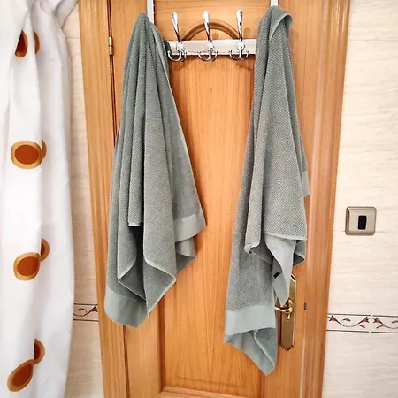 Sunny Flat With Balcony And Sea Views Апартаменты Камбрильс