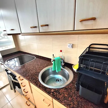 Sunny Flat With Balcony And Sea Views * Камбрильс