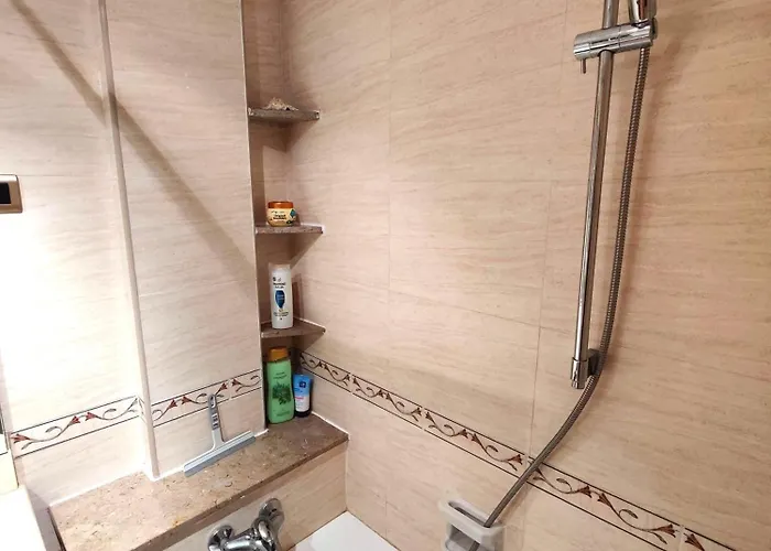 Sunny Flat With Balcony And Sea Views كامبريلس